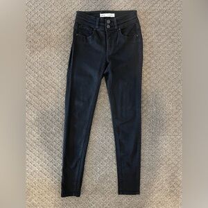 BKE Black Skinny Jeans Sleek and Versatile